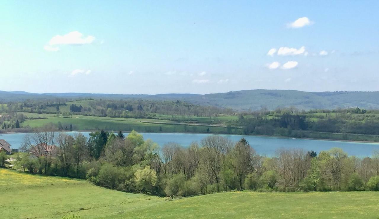 Gite Des Lacs Jumeaux Клерво-ле-Лак Екстериор снимка